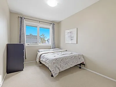 11317 22 AV NW photo 34