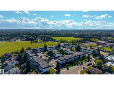11363 22 AV NW photo 48