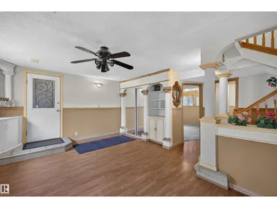6348 34A AV NW photo 32