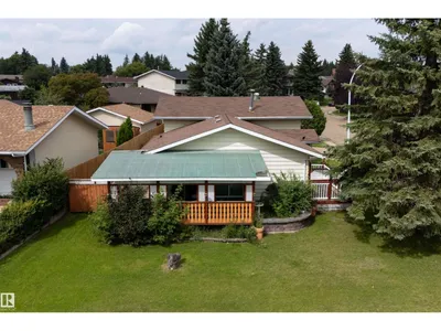 6348 34A AV NW photo 8
