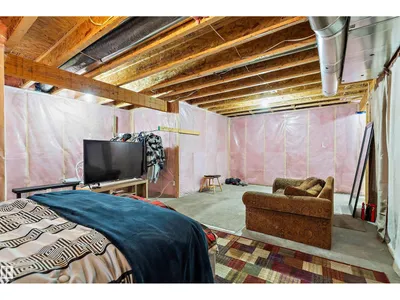 7 SANDALWOOD PL photo 32
