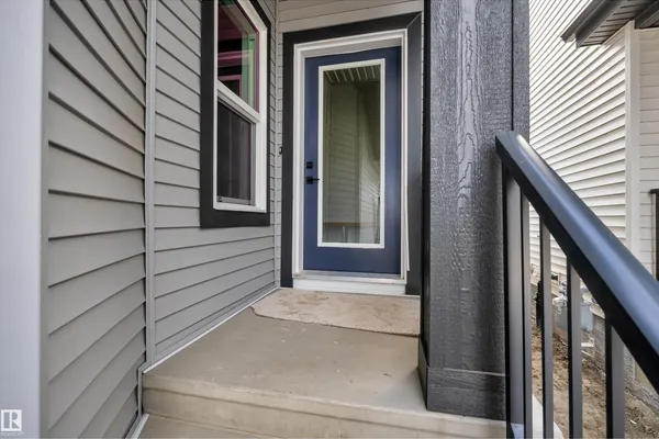 686 Bank DR photo 2