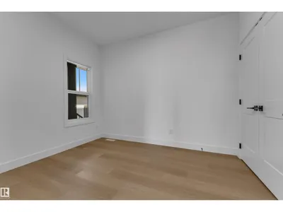 686 Bank DR photo 5