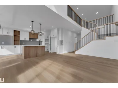 686 Bank DR photo 9