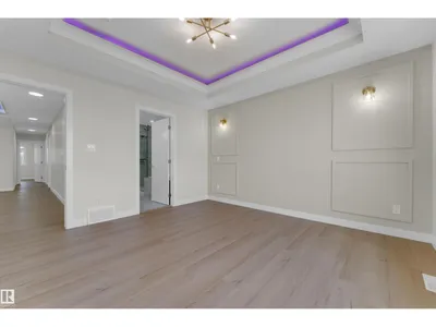 3814 39 St photo 25