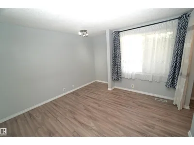 2672 89 ST NW photo 15