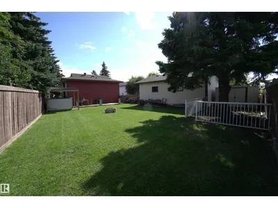 2672 89 ST NW photo 36