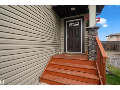 3230 21A AV NW photo 5