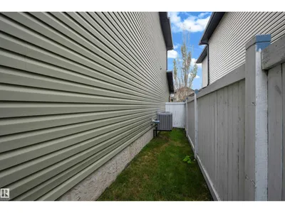 3230 21A AV NW photo 43