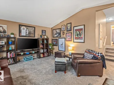 184 FOXBORO PL photo 19