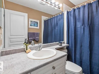 184 FOXBORO PL photo 24