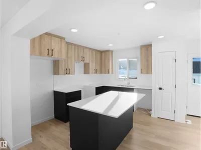 #4 18640 18 AV NW photo 8