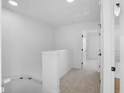 #4 18640 18 AV NW photo 16