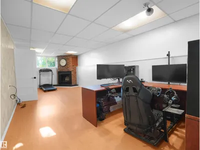 16 THOMPSON CR photo 27