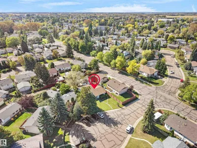 16 THOMPSON CR photo 37