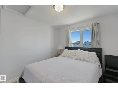15018 135A ST NW photo 37