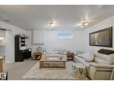 15018 135A ST NW photo 40
