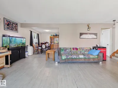 3515 51 ST NW photo 14