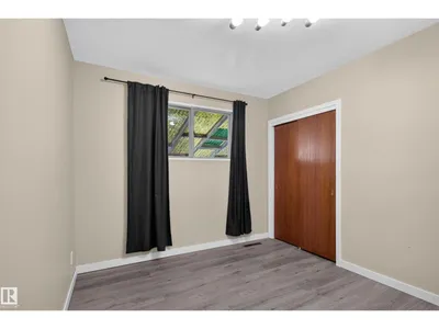 140 WILLOW ST photo 17