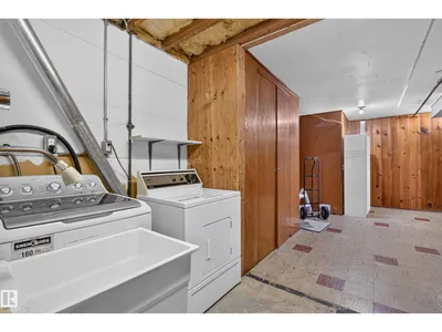 140 WILLOW ST photo 35