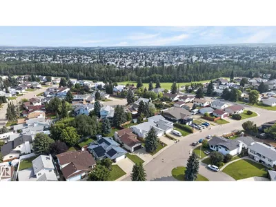 3722 34A AV NW NW photo 39