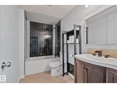 13836 163 AV NW NW photo 44