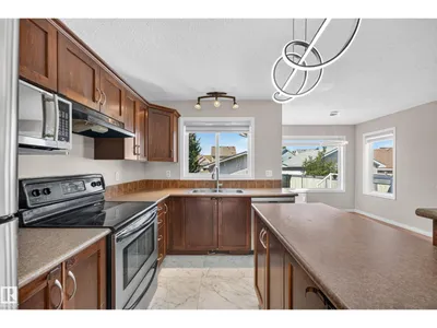 1530 76 ST SW photo 9