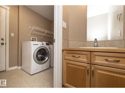 10620 183 AV NW photo 23