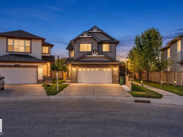 3662 13 ST NW NW, Edmonton