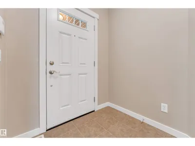 3662 13 ST NW NW photo 11