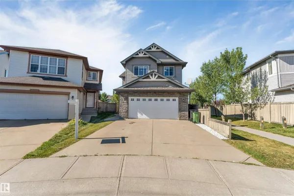 3662 13 ST NW NW photo 2