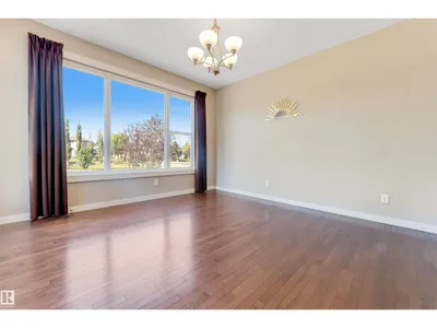 3662 13 ST NW NW photo 27