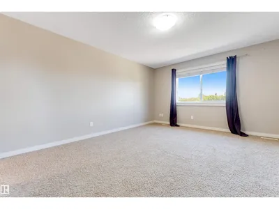 3662 13 ST NW NW photo 32