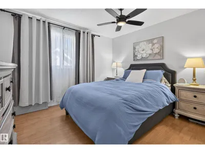3606 37 AV photo 24