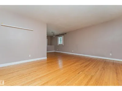 8610 157 ST NW photo 6