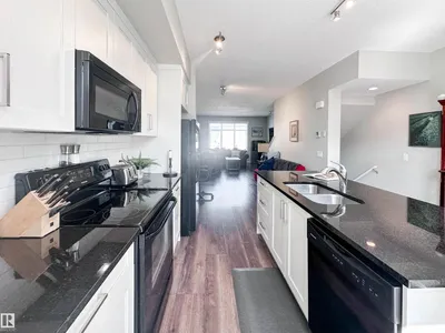 #89 600 BELLEROSE DR photo 11