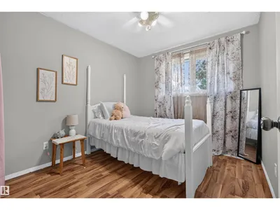 3606 44 ST photo 14
