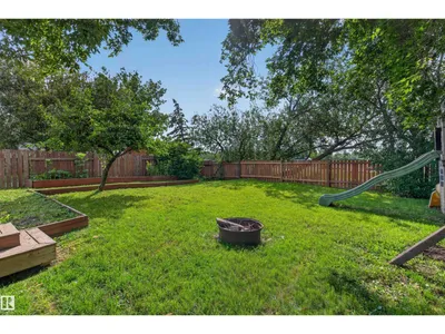 3606 44 ST photo 29