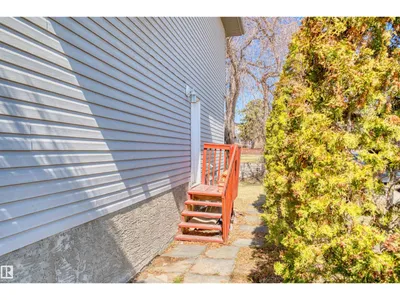 15504 102 AV NW photo 30