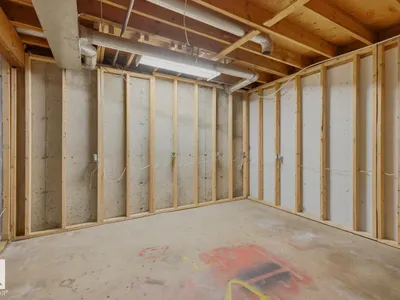 10621 BEAUMARIS RD NW photo 42