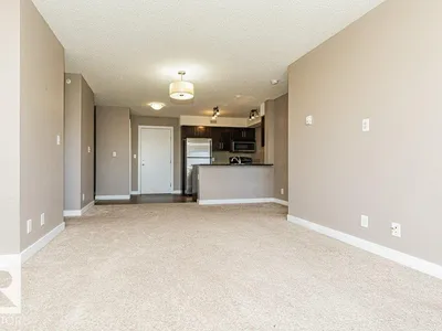 #405 11804 22 AV SW photo 15