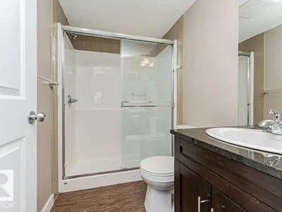 #405 11804 22 AV SW photo 21