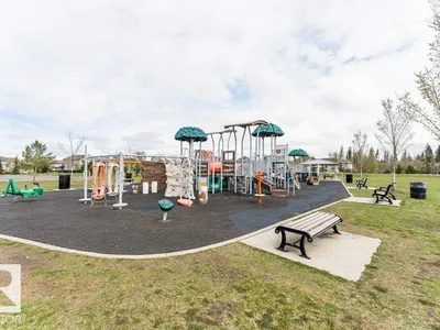 #405 11804 22 AV SW photo 42