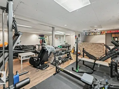8708 25A AV NW photo 30