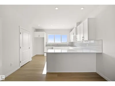 667 173 AV NE photo 5