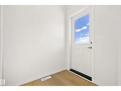 667 173 AV NE photo 15