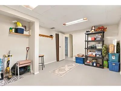 52 BELMEAD GARDENS GD NW photo 31