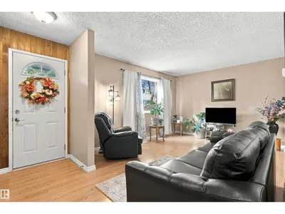 52 BELMEAD GARDENS GD NW photo 7