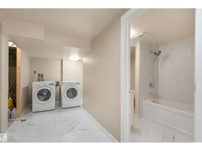 18623 70 AV NW photo 33