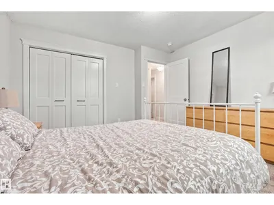 7711-7717 75 ST NW photo 16